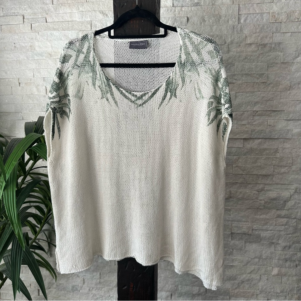 Wooden Ships Cream Knit Poncho Top with Green Palm Botanical Accents Size M/L